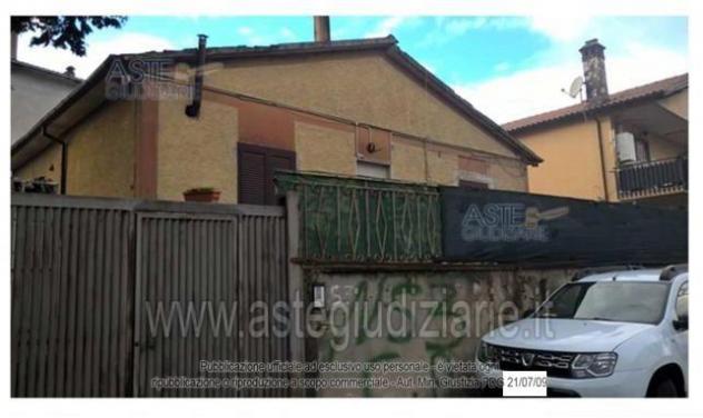 casa indipendente in vendita a Lariano