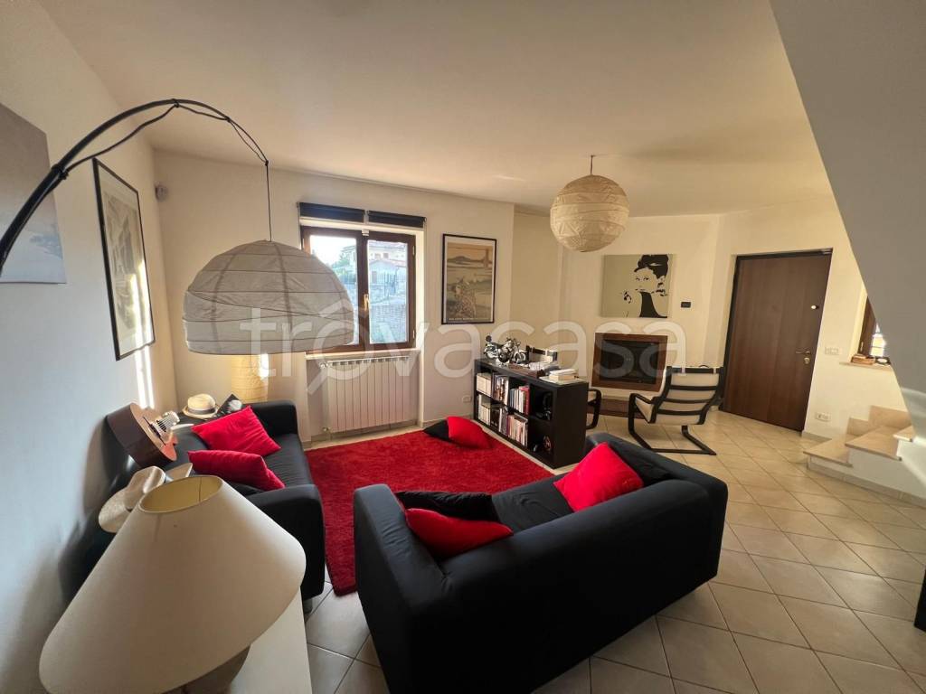 appartamento in vendita a Lariano