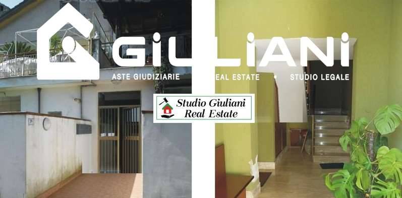 casa indipendente in vendita a Lariano