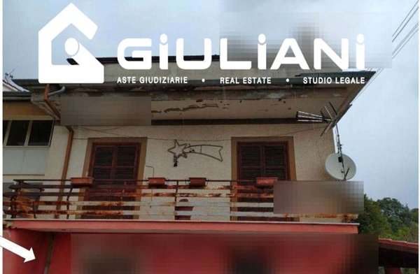 casa indipendente in vendita a Lariano