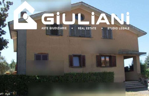 casa indipendente in vendita a Lariano