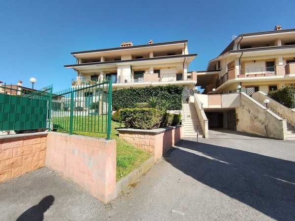 appartamento in vendita a Lariano