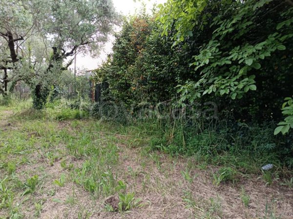 terreno edificabile in vendita a Lariano