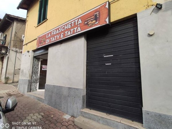 negozio in vendita a Lariano