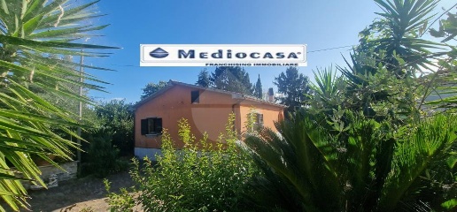 casa indipendente in vendita a Lariano