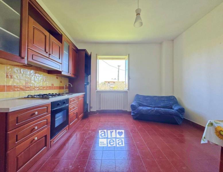 casa indipendente in vendita a Lariano