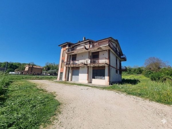 appartamento in vendita a Lariano