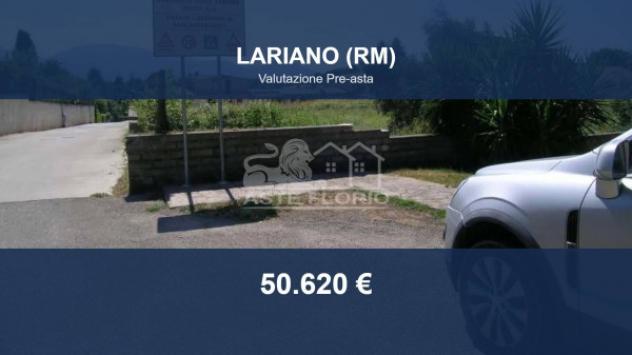 casa indipendente in vendita a Lariano