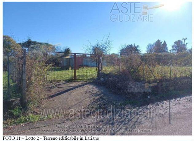 terreno edificabile in vendita a Lariano