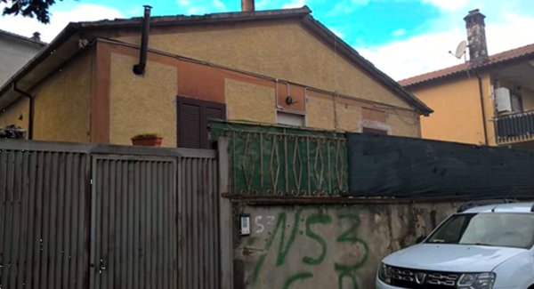 casa indipendente in vendita a Lariano