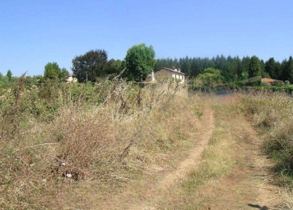 terreno edificabile in vendita a Lariano