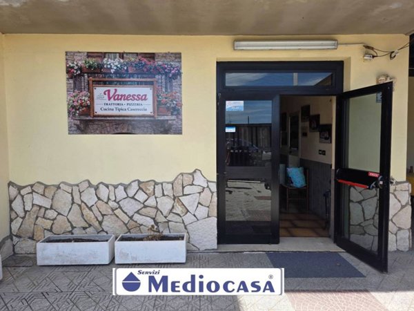negozio in vendita a Lariano