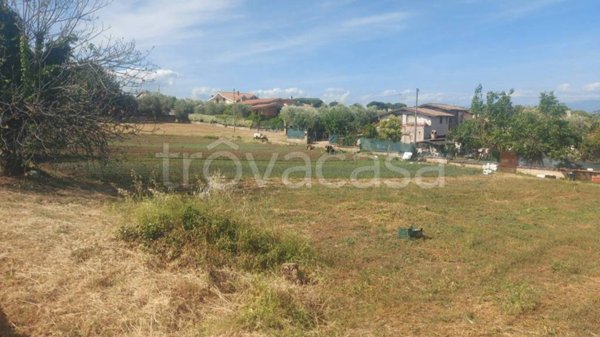 terreno edificabile in vendita a Lariano