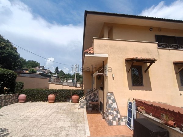 appartamento in vendita a Lariano