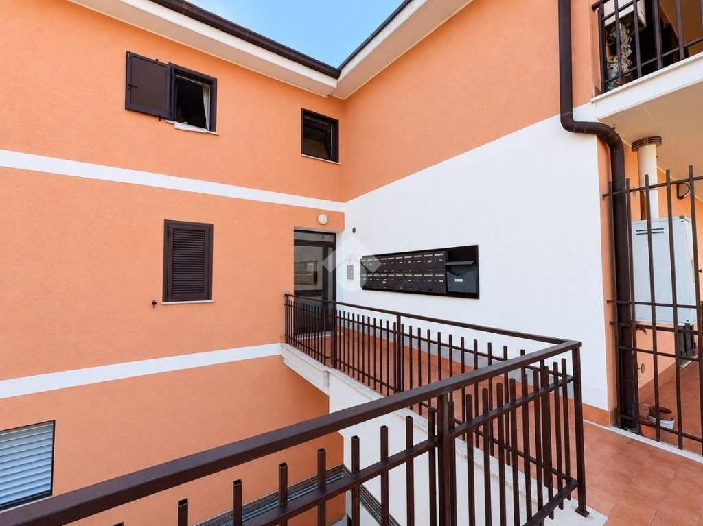 appartamento in vendita a Lariano