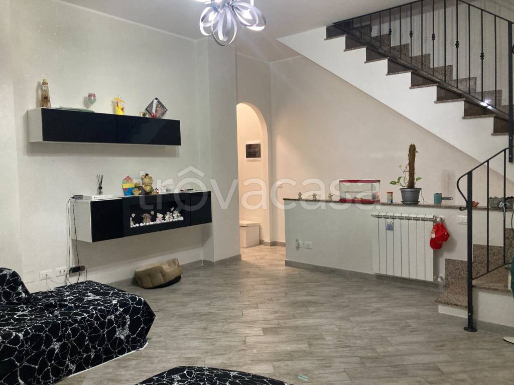 casa indipendente in vendita a Ladispoli