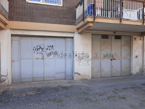locale di sgombero in vendita a Ladispoli