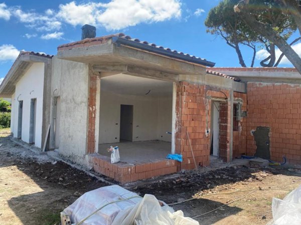 casa indipendente in vendita a Ladispoli in zona Marina di San Nicola