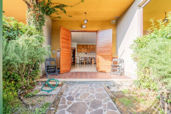 appartamento in vendita a Ladispoli in zona Marina di San Nicola