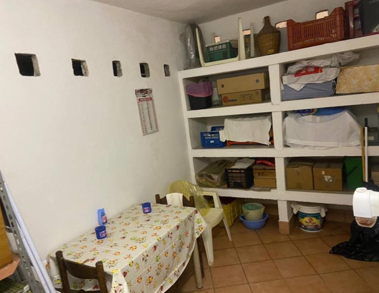 locale di sgombero in vendita a Ladispoli