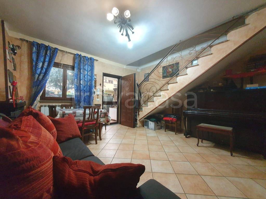 casa indipendente in vendita a Ladispoli