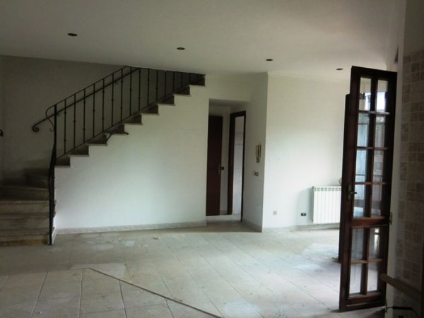 casa indipendente in vendita a Ladispoli