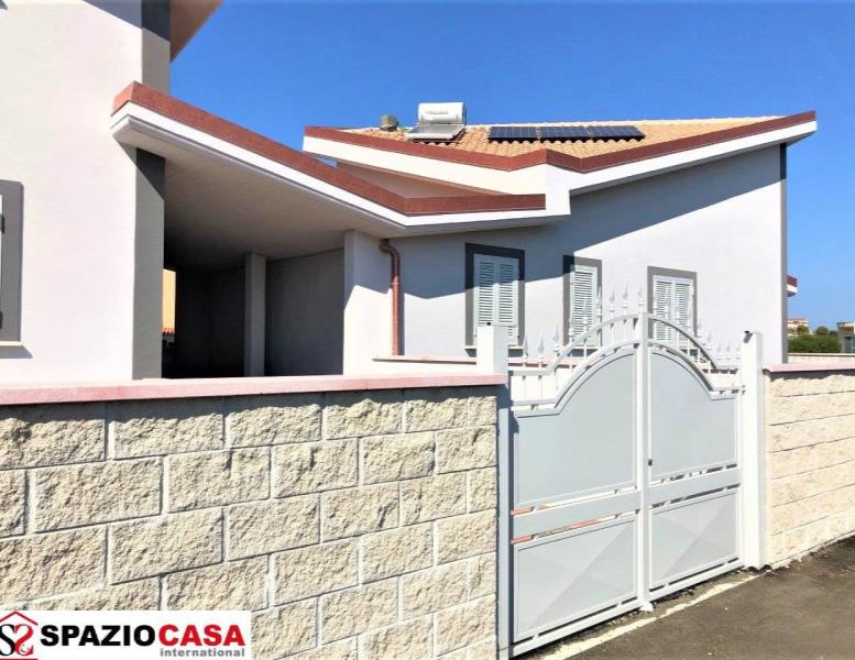 casa indipendente in vendita a Ladispoli