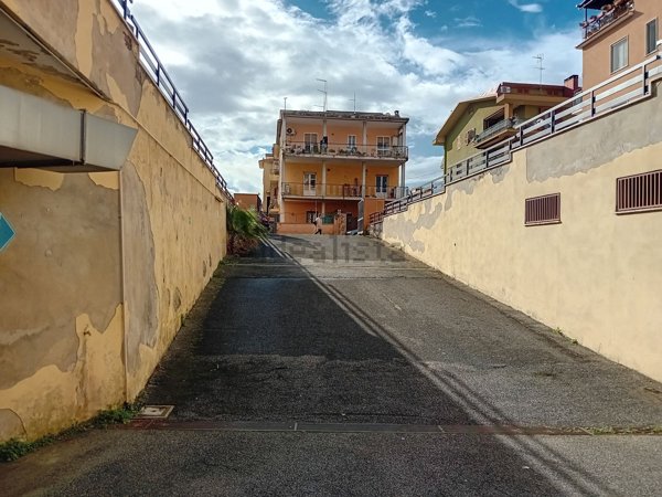 ufficio in vendita a Ladispoli