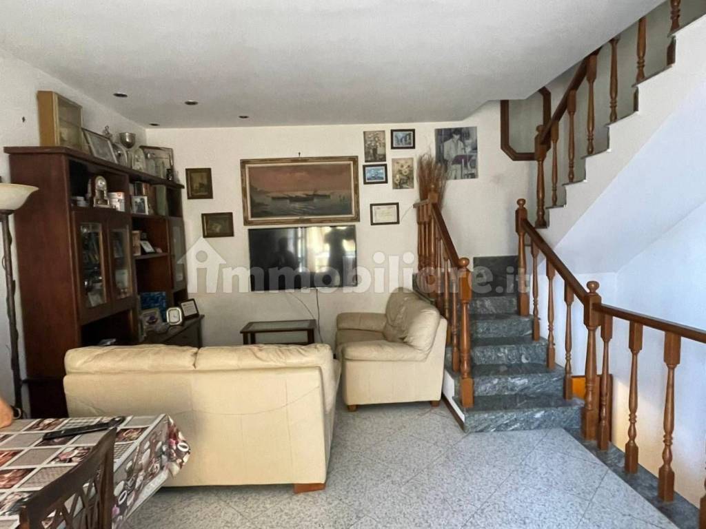 casa indipendente in vendita a Ladispoli