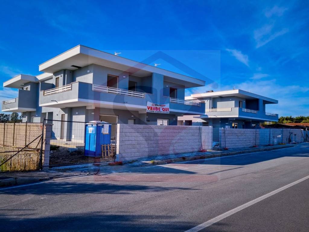 casa indipendente in vendita a Ladispoli