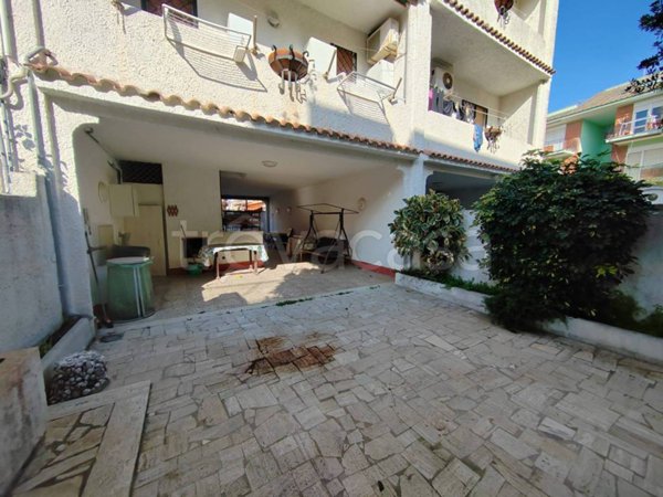 casa indipendente in vendita a Ladispoli in zona Marina di San Nicola