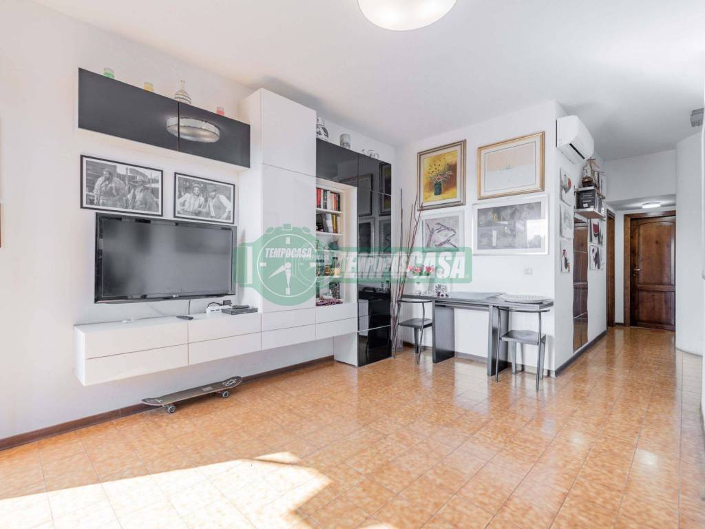 appartamento in vendita a Ladispoli in zona Marina di San Nicola