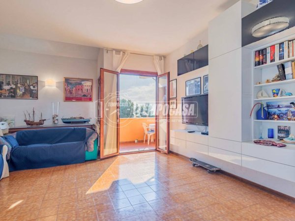 appartamento in vendita a Ladispoli in zona Marina di San Nicola