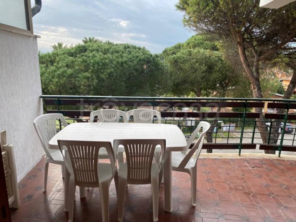 appartamento in vendita a Ladispoli in zona Marina di San Nicola