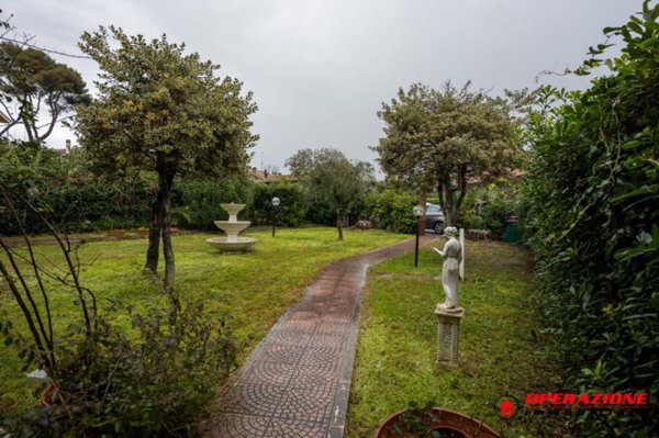 casa semindipendente in vendita a Ladispoli in zona Marina di San Nicola