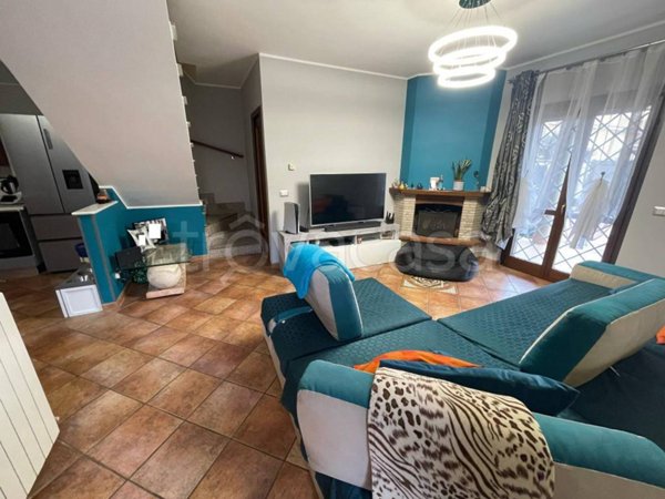 casa indipendente in vendita a Ladispoli