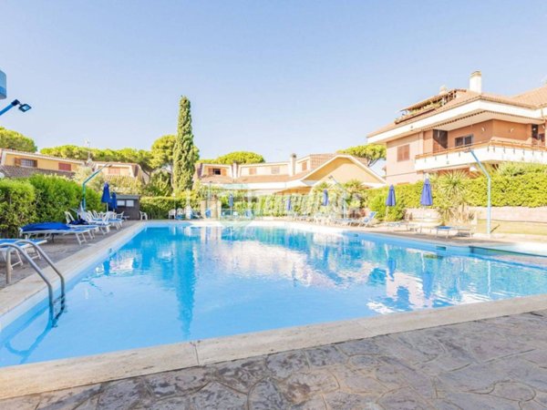 casa indipendente in vendita a Ladispoli in zona Marina di San Nicola