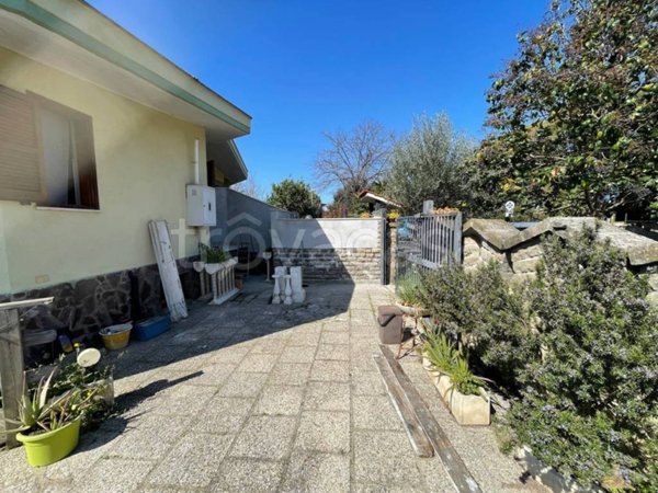 casa indipendente in vendita a Ladispoli