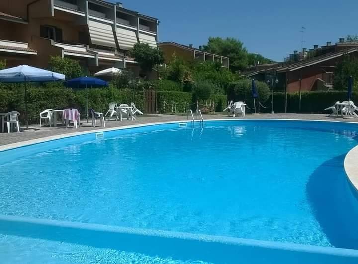 appartamento in vendita a Ladispoli in zona Marina di San Nicola