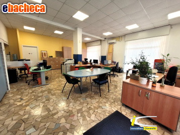 negozio in vendita a Ladispoli