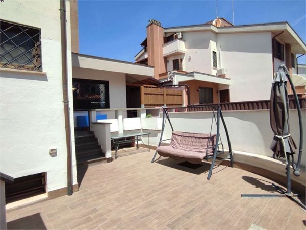 casa indipendente in vendita a Ladispoli