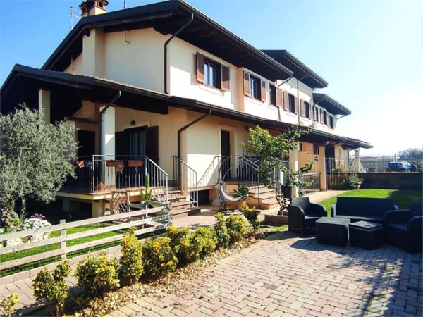 casa indipendente in vendita a Ladispoli