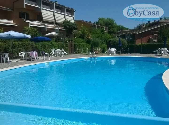 appartamento in vendita a Ladispoli in zona Marina di San Nicola