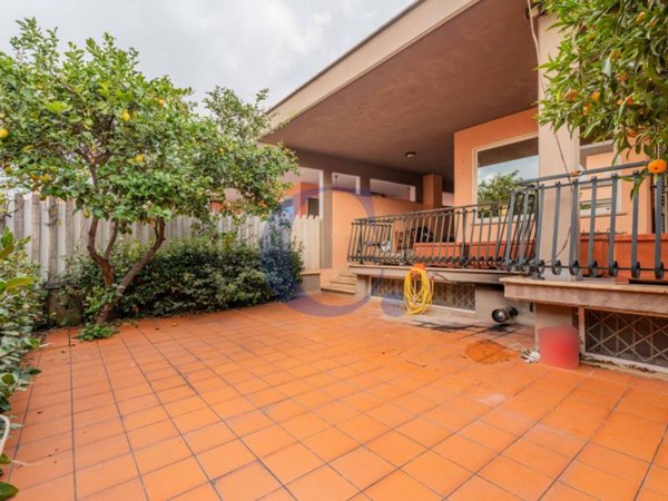 casa indipendente in vendita a Ladispoli