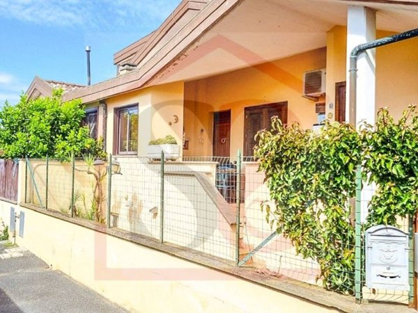 casa indipendente in vendita a Ladispoli