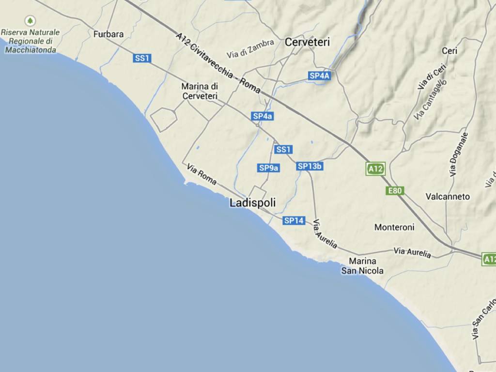 casa indipendente in vendita a Ladispoli