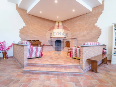 casa indipendente in vendita a Ladispoli
