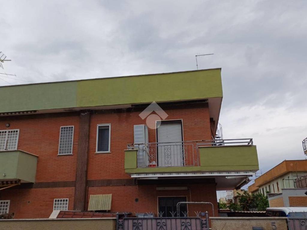casa indipendente in vendita a Ladispoli