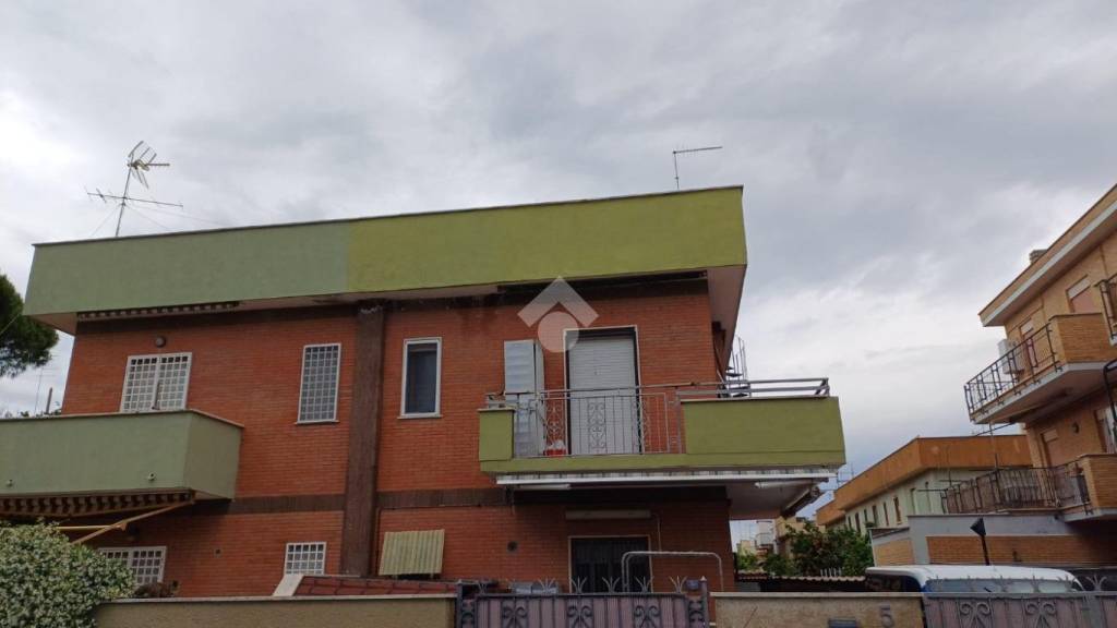 casa indipendente in vendita a Ladispoli
