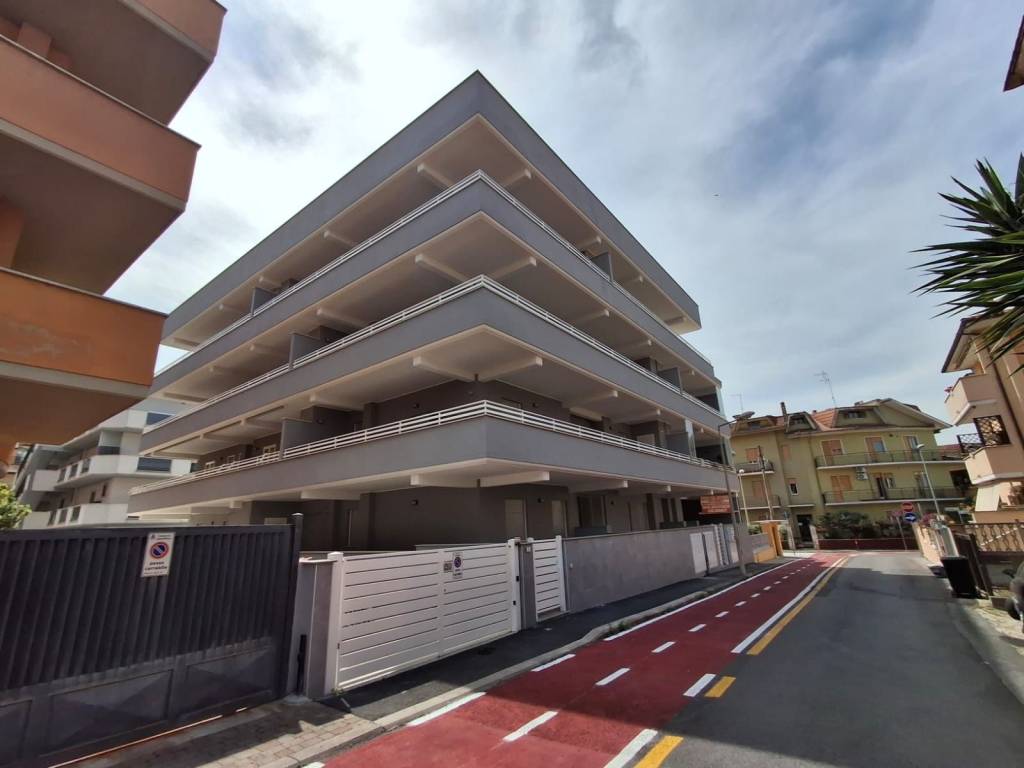 appartamento in vendita a Ladispoli